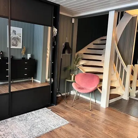 Tromso's Location? & Nature 5 Mins Away. Casa vacanze *