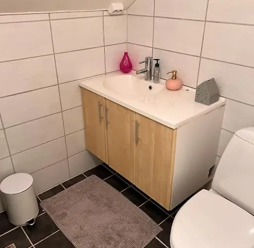 Casa vacanze Tromso's Location? & Nature 5 Mins Away. *