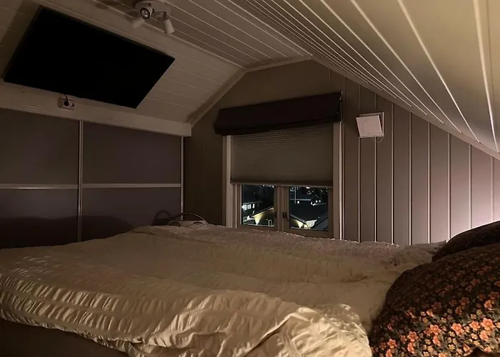 Casa vacanze Tromso's Location? & Nature 5 Mins Away. *