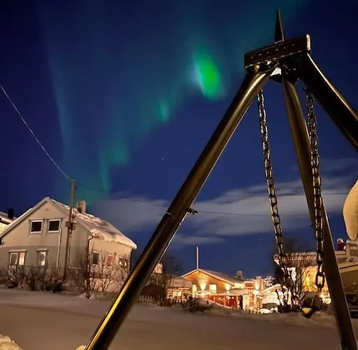 Tromso's Location? & Nature 5 Mins Away. Casa vacanze